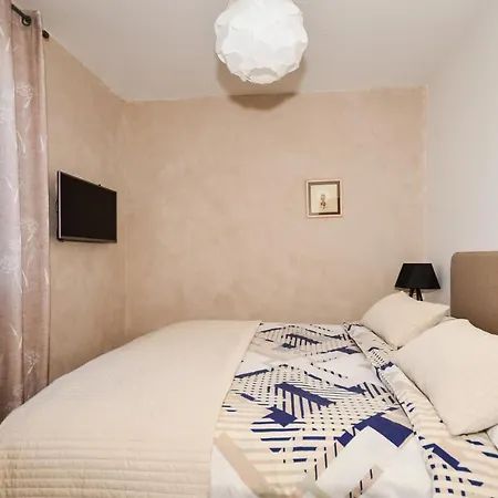 A&m Family - 3 Bedrooms And Free Parking * ツァヴタット