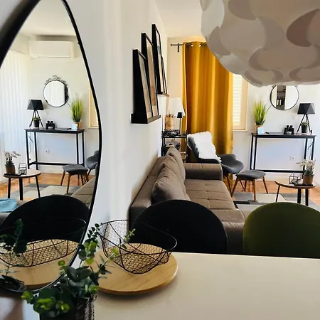 3 Bedrooms Family A&m Milicic Apartment