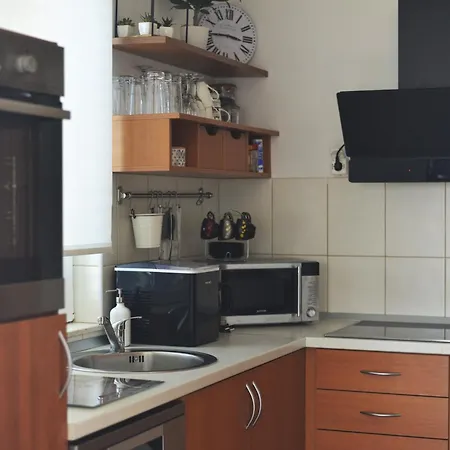 Apartment A&m Family - 3 Bedrooms And Free Parking *