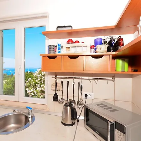 3 Bedrooms Family A&m Milicic