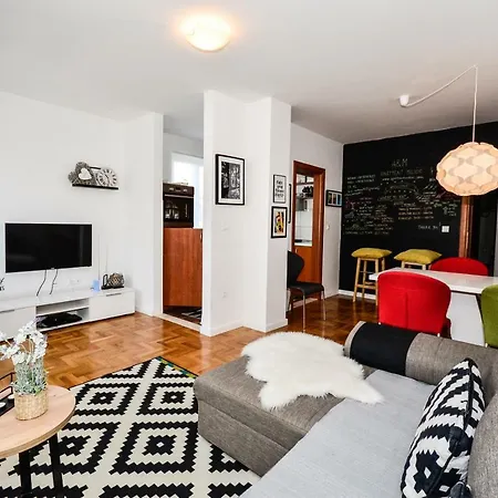 Apartment 3 Bedrooms Family A&m Milicic *