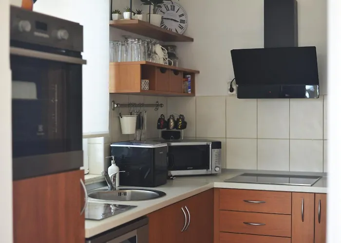 Apartment A&m Family - 3 Bedrooms And Free Parking *