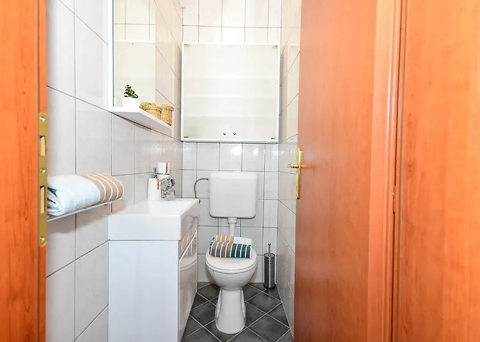 Apartment A&m Family - 3 Bedrooms And Free Parking *