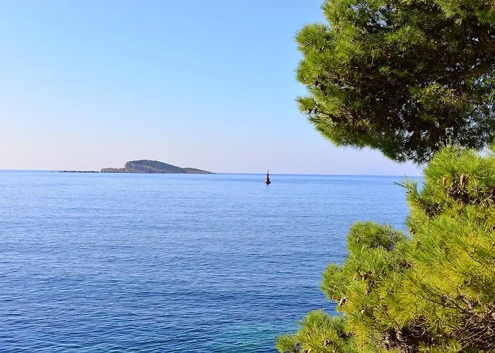 A&m Family - 3 Bedrooms And Free Parking