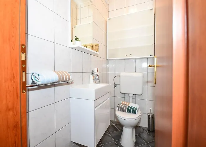 A&m Family - 3 Bedrooms And Free Parking Cavtat