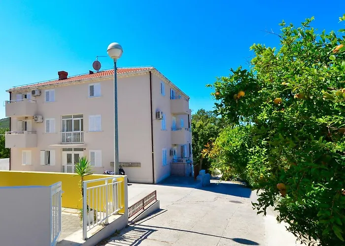 Apartment A&m Family - 3 Bedrooms And Free Parking